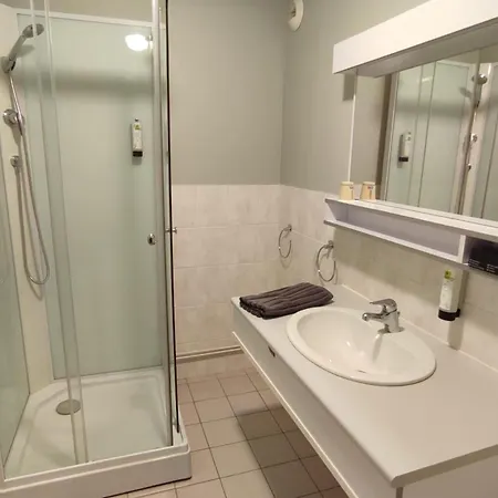 Logis De La Poirie 3*