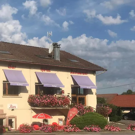 Logis De La Poirie 3* Tendon