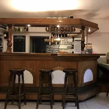 Inn Logis De La Poirie