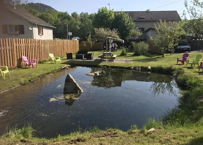 Inn Logis De La Poirie
