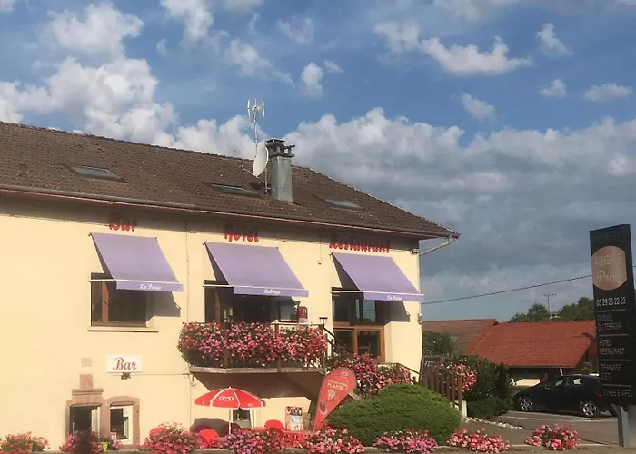 Logis De La Poirie 3* Tendon