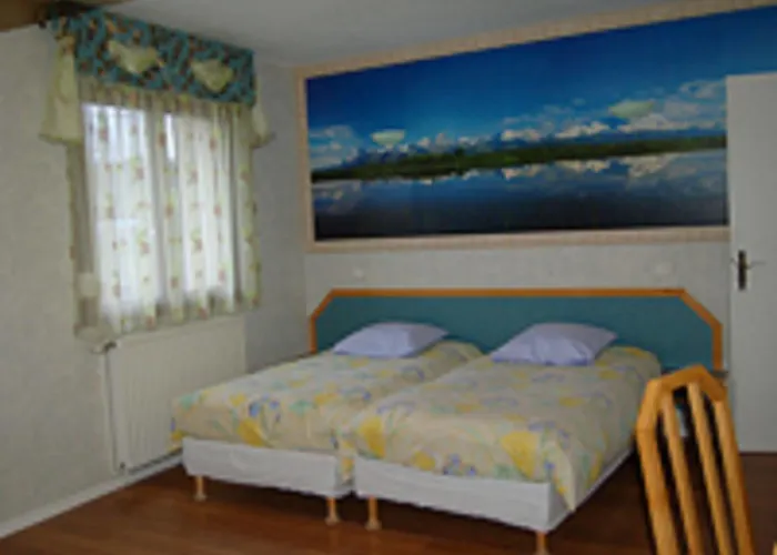 Logis De La Poirie 3* Tendon