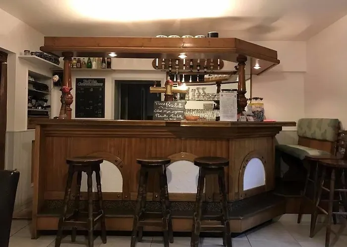 Inn Logis De La Poirie